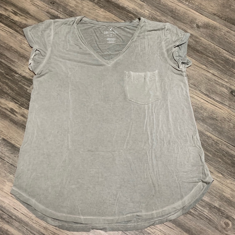 American Eagle soft & sexy tee